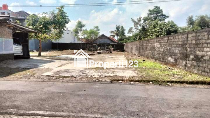 Dijual Cepat BU Tanah Pekarangan Di Jalan Condongcatur Yogyakarta - 1