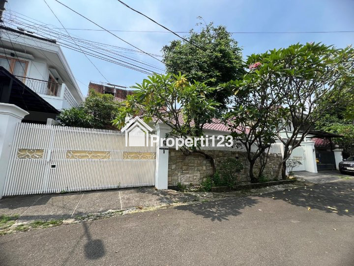 Dijual Rumah Cantik di Tebet Jakarta Selatan - 1