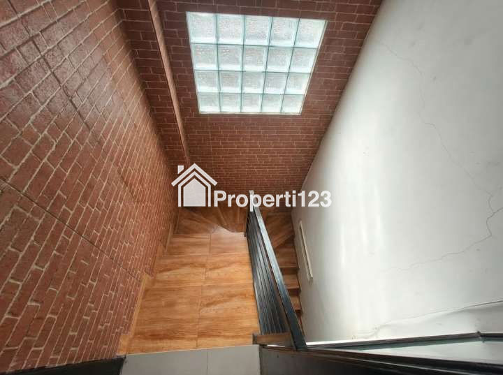 Dijual Rumah 2 Lantai SHM Sayap Dalem Kaum Pusat Kota Bandung – Potensi Kos & Airbnb! - 9