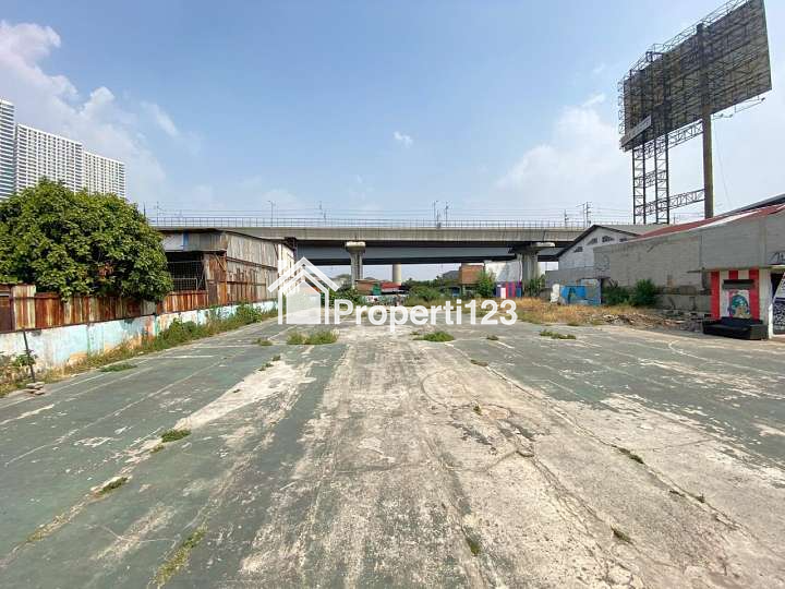 Tanah Komersial Jalan KH Noer Ali Kalimalang Jakasampurna Bekasi Barat - 1