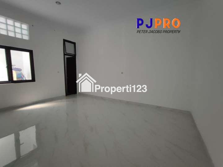 Dijual Rumah Full Renovasi Siap Huni di Harapan Indah 1 Bekasi - 9