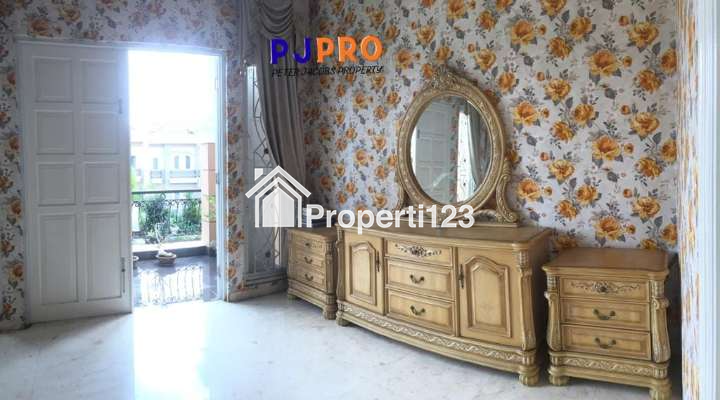 Dijual Rumah Cantik Siap Huni di Raffles Hills Cibubur - 6