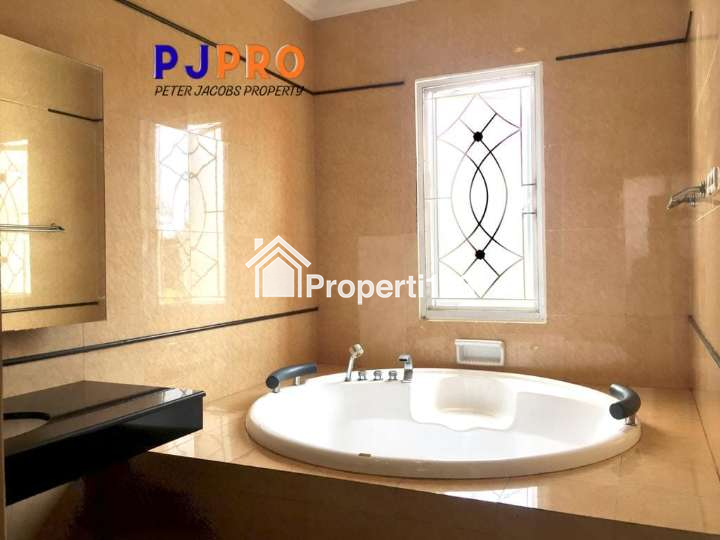 Dijual Rumah Cantik Siap Huni di Raffles Hills Cibubur - 8