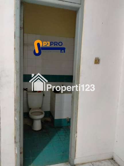 Dijual/Disewakan Ruko Sentra Onderdil Harapan Indah 2 Lantai Siap Huni - 4