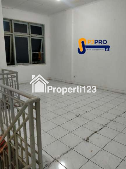 Dijual/Disewakan Ruko Sentra Onderdil Harapan Indah 2 Lantai Siap Huni - 6