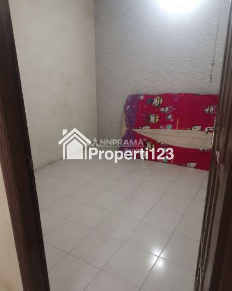 Rumah second 2 lantai di perumahan Grapari Bojong Gede Bogor - 9
