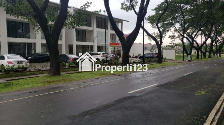 Dijual Ruko Hive Himalaya di Jl. Boulevard Palem Raya - 5