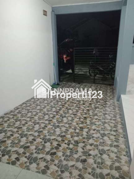 Rumah second murah siap huni diharvest city bekasi - 3