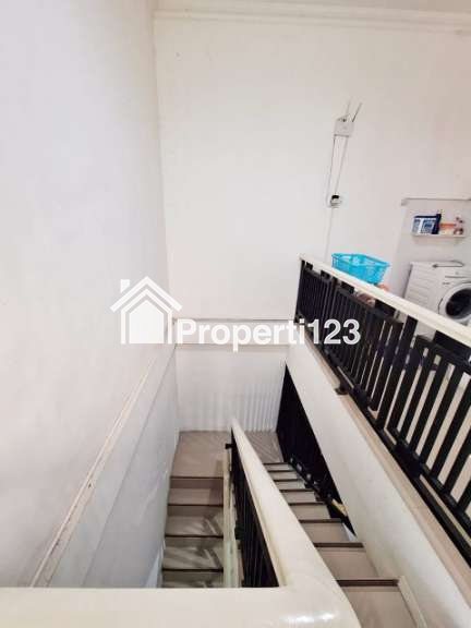 Rumah Full Furnished Di Perum Puri Mas Rungkut Surabaya Timur - 8