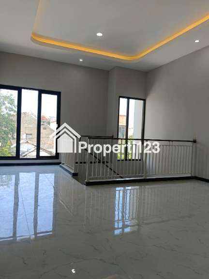 Rumah Baru Minimalis Modern Di Gunung Anyar Emas Surabaya Timur - 10