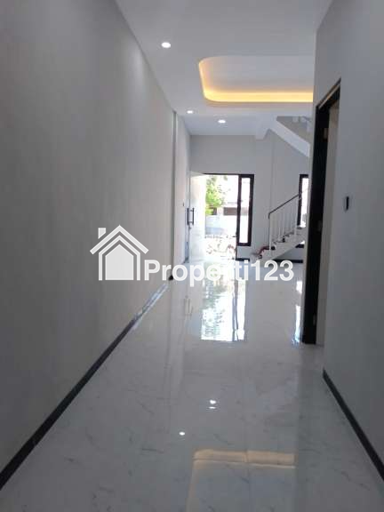 Rumah Baru Minimalis Modern Di Gunung Anyar Emas Surabaya Timur - 5