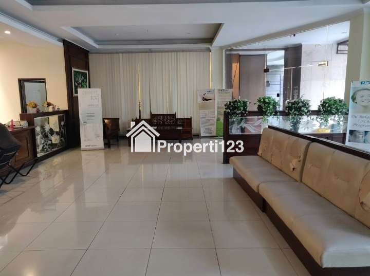 Gedung Komersial Mainroad Supratman Bandung — SHM, 3 Lantai, Prime Location untuk Korporat/Showroom - 3
