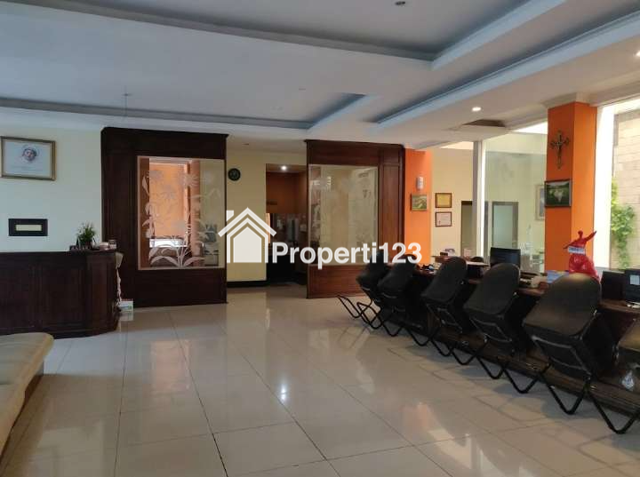 Gedung Komersial Mainroad Supratman Bandung — SHM, 3 Lantai, Prime Location untuk Korporat/Showroom - 4
