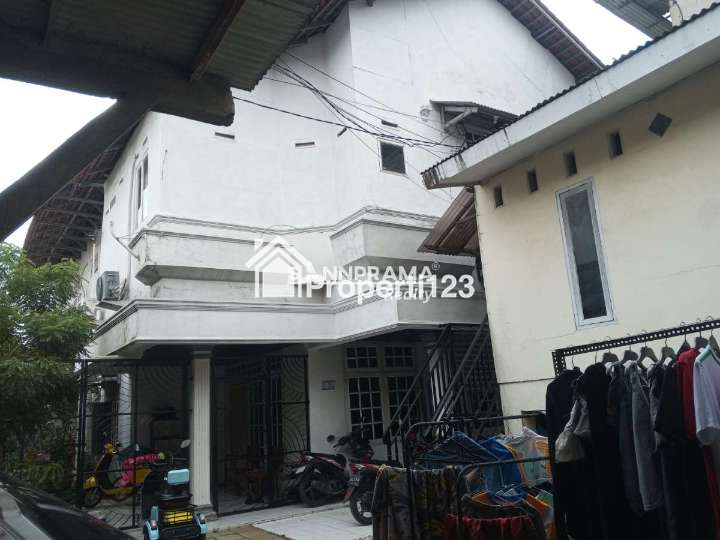 Rumah 3 lantai cocok untuk kost2an di Srengseng Sawah Jakarta Selatan - 7