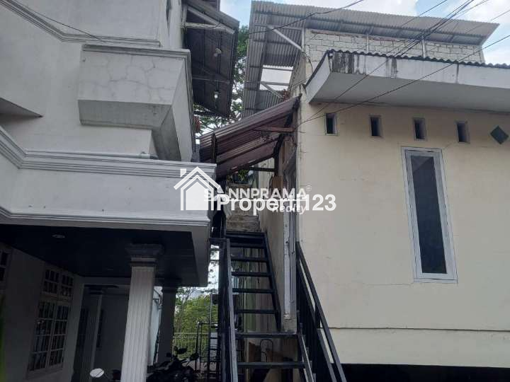Rumah 3 lantai cocok untuk kost2an di Srengseng Sawah Jakarta Selatan - 6