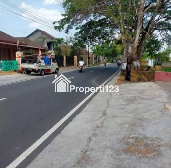 Di jual ruko bekas rumah makan plus ada kolam berenang di trucuk klaten - 5