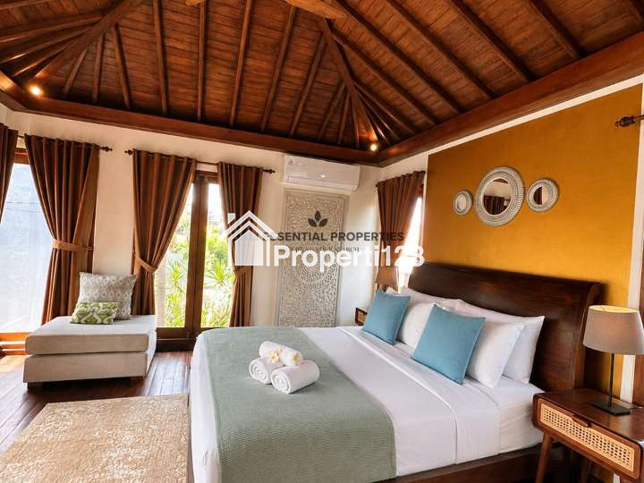 SPACIOUS 4 BEDROOM VILLA FOR RENT IN PADONAN CANGGU – BM121 - 10