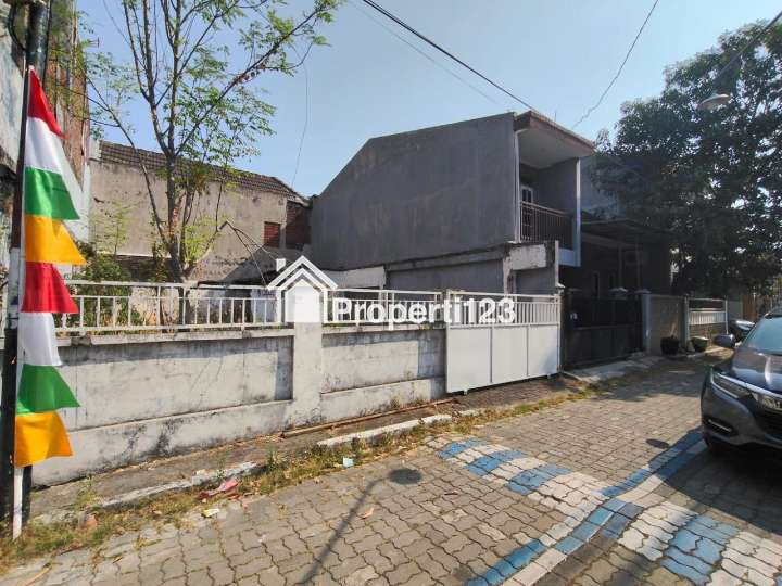 Di Jual Rumah dan Tanah Kavling - 2