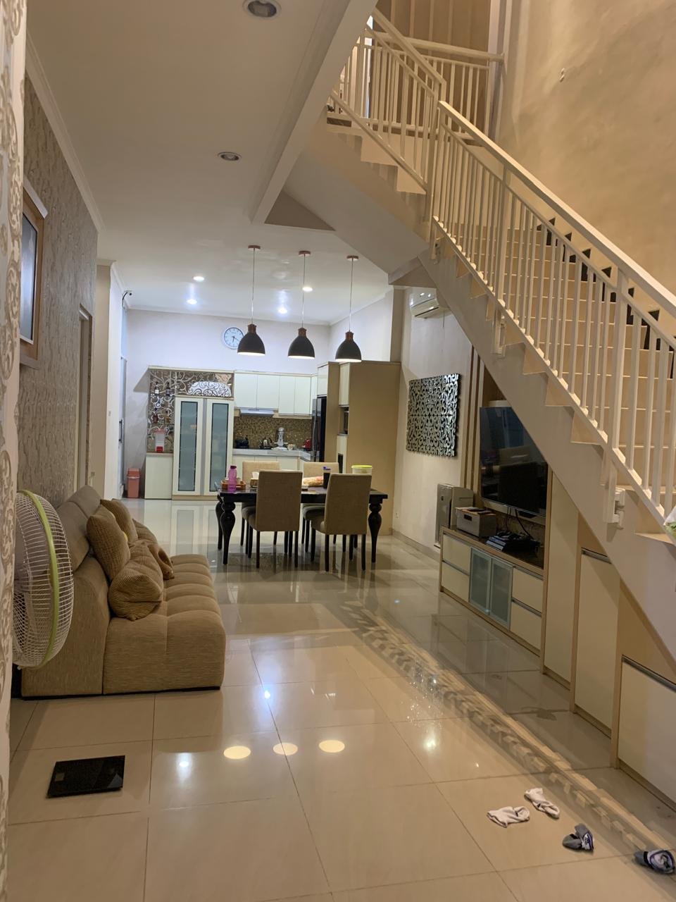 Rumah Minimalis Full Furnished Siap Huni Di Perumahan Manyar Surabaya - 9