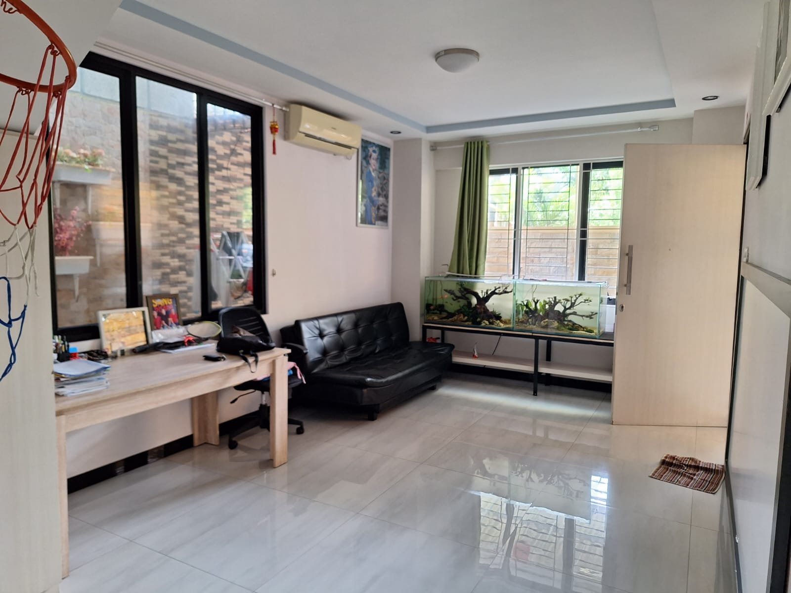 Dijual Rumah di Taman Palem Lestari, Cengkareng, Jakarta Barat - 2