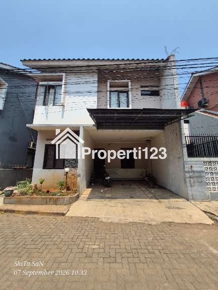 Rumah second 2 lantai murah tanah luas dlm cluster dilimo depok - 1