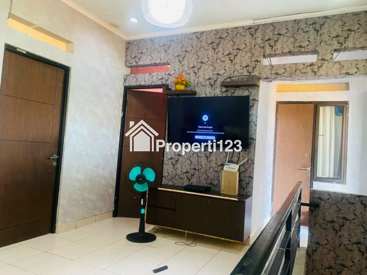 Rumah second 2 lantai murah tanah luas dlm cluster dilimo depok - 8
