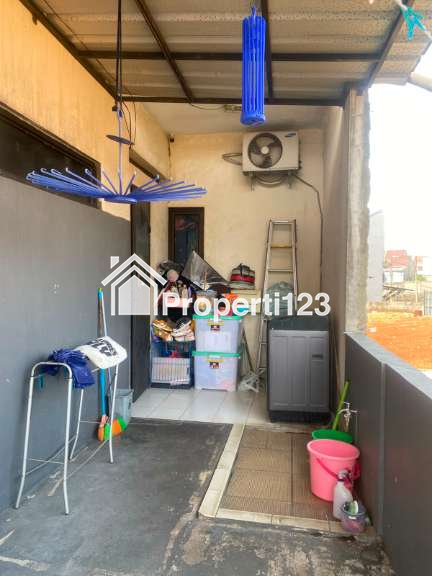 Rumah second 2 lantai murah tanah luas dlm cluster dilimo depok - 6