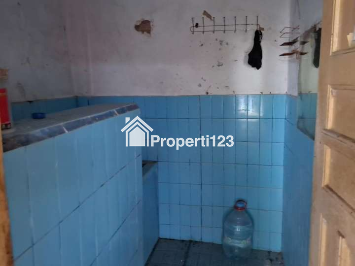 Ruko Jalan H. Agus Salim Sabang Kebon Sirih Menteng Jakarta Pusat - 7