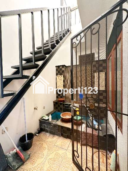 Rumah luas dalam Cluster di Tanjung Barat Jagakarsa Jakarta Selatan - 5