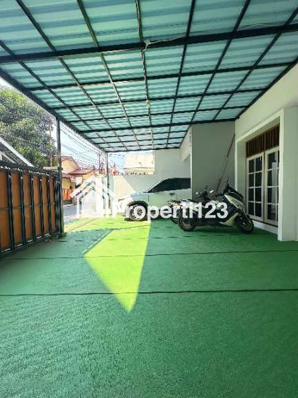 Rumah Baru Luas Strategis di Pondok Bambu Duren Sawit Jakarta Timur - 2