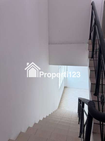 Dijual Rumah Rapi dan Siap Huni Menteng Jakarta Pusat - 10