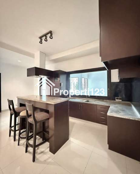 Dijual Rumah Rapi dan Siap Huni Menteng Jakarta Pusat - 3