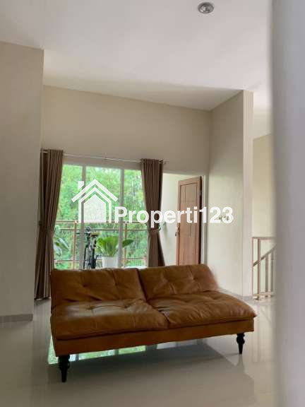 Rumah Cantik Full Furnished Siap Huni Lokasi Tlogomas Malang - 5
