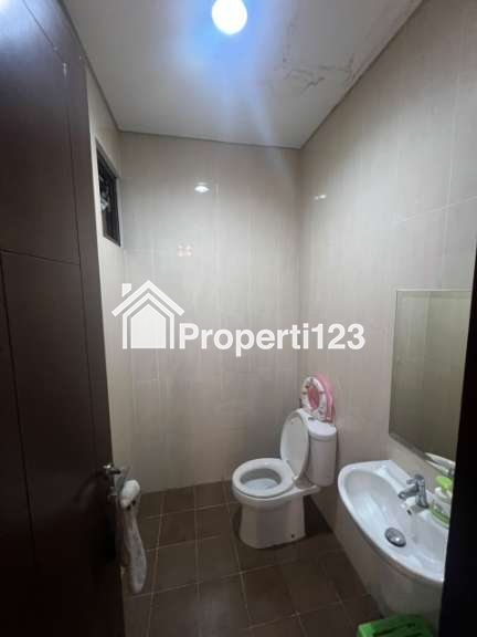 Dijual Rumah 3 Lantai Double Decker Kawasan Premium Whelford Greenwich BSD City - 11