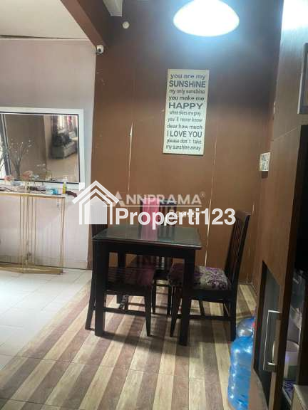 Rumah 2 lantai strategis di Grogol Depok - 13