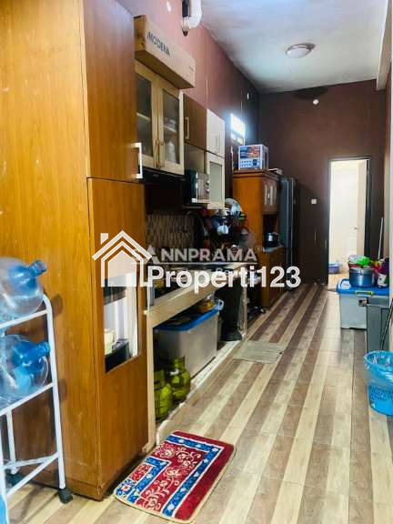 Rumah 2 lantai strategis di Grogol Depok - 6