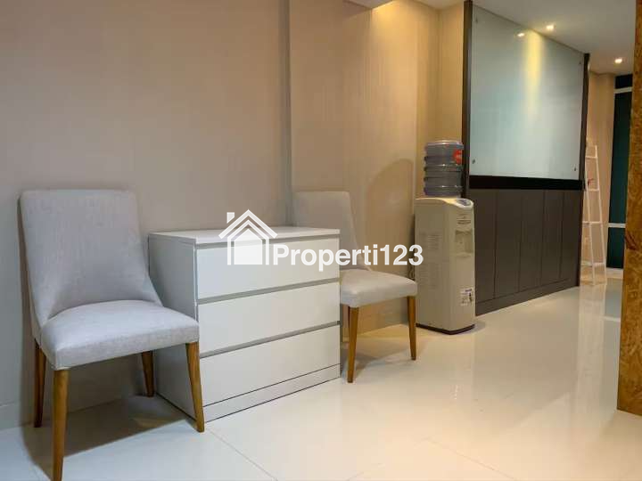 Apartemen 3 BR Fully Furnished Brooklyn Alam Sutera Tangerang Selatan - 8