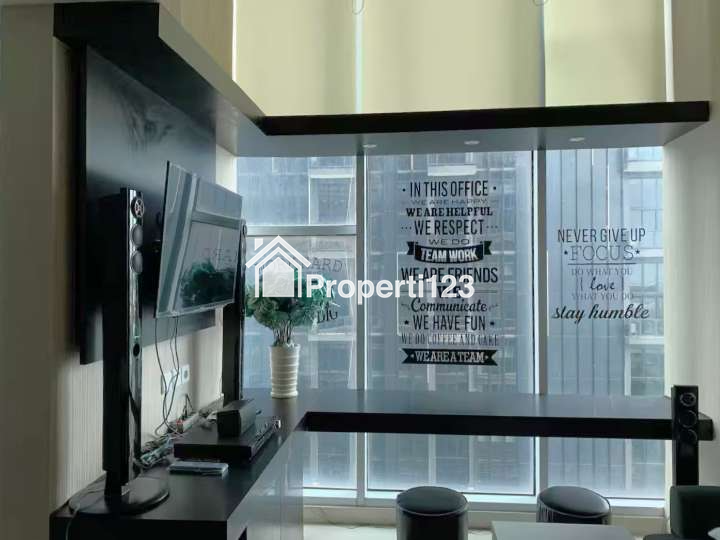 Apartemen 3 BR Fully Furnished Brooklyn Alam Sutera Tangerang Selatan - 10