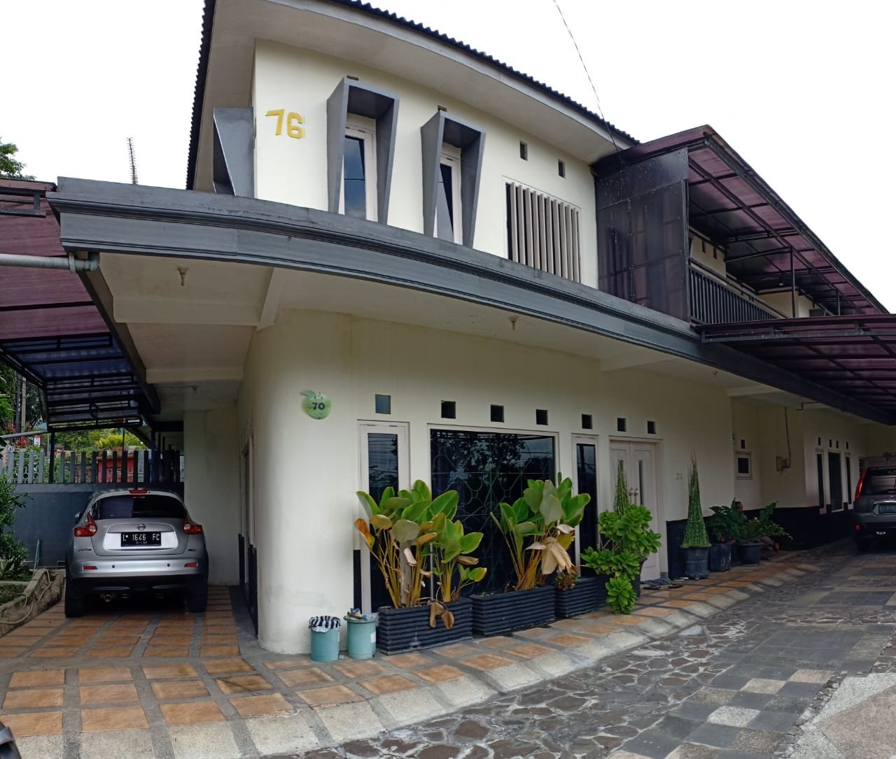 Rumah Di Daerah Junrejo Batu Malang, - 1