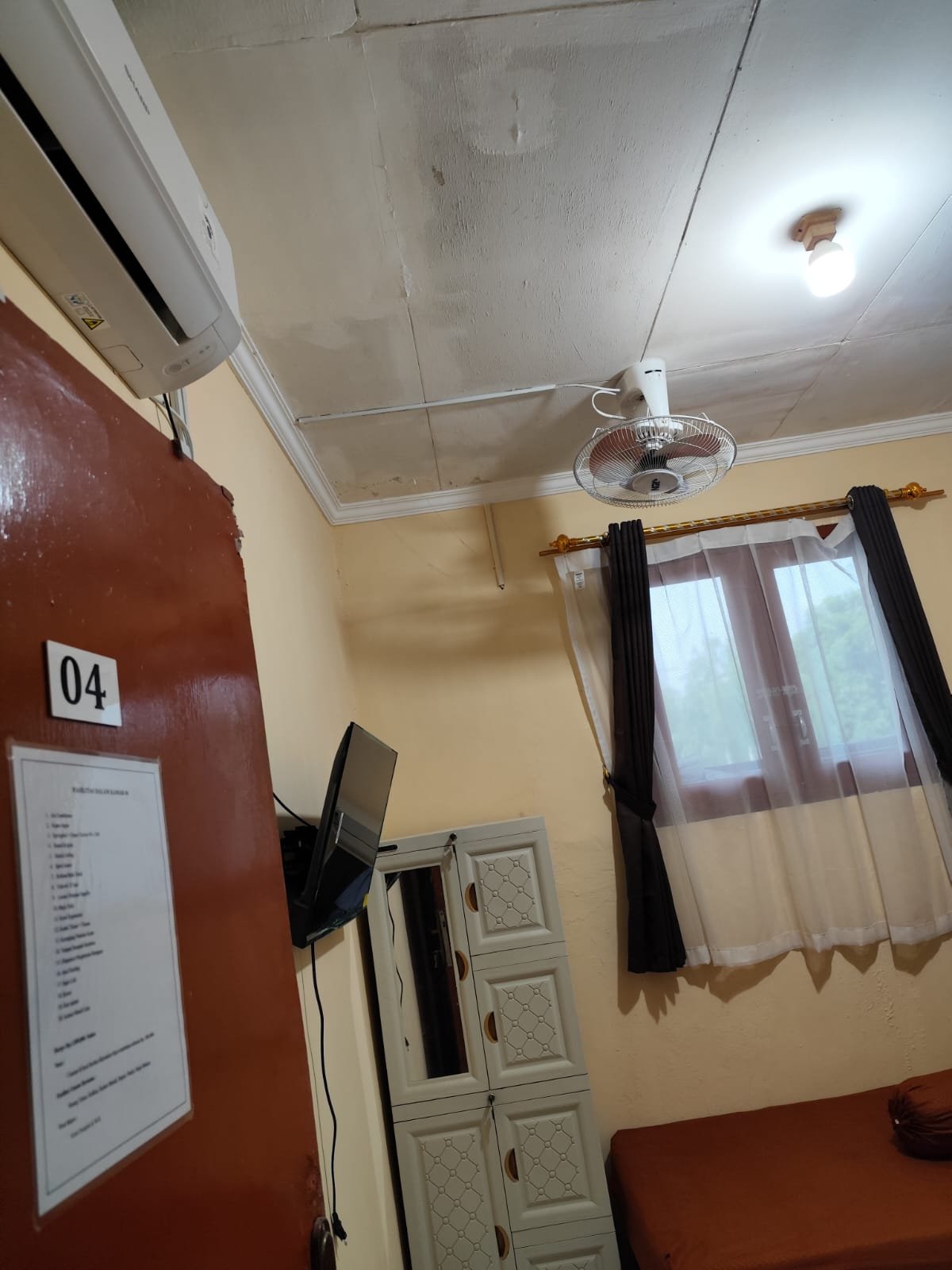 KOST WANITA NYAMAN, LENGKAP & SIAP HUNI DEKAT KAMPUS BINUS KEMANGGISAN - 2