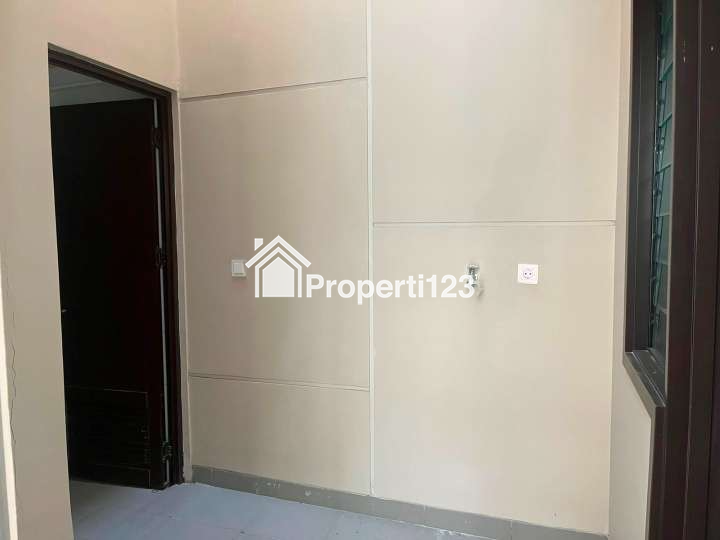 Rumah Hoek Cluster Miami Pantai Indah Kapuk 2 Kosambi Tangerang - 11