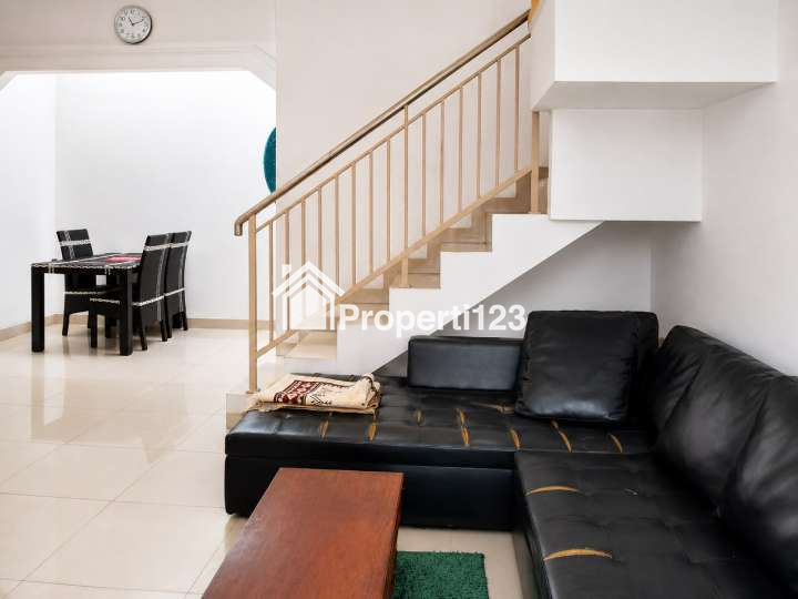 Rumah Mewah 2 Lt di Pondok Aren - Tangerang Selatan - 4