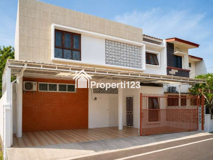 Rumah Mewah 2 Lt di Pondok Aren - Tangerang Selatan - 3