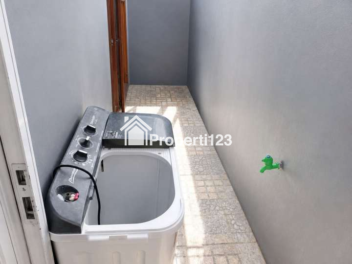 Rumah Mewah 2 Lt di Pondok Aren - Tangerang Selatan - 16