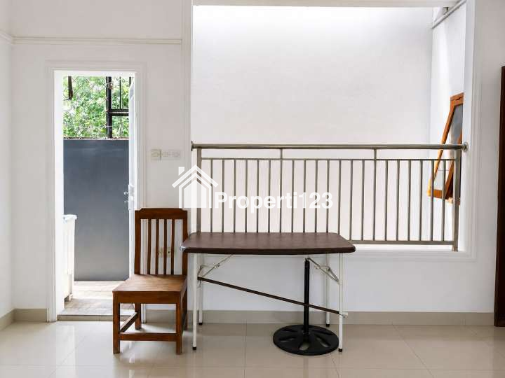 Rumah Mewah 2 Lt di Pondok Aren - Tangerang Selatan - 15