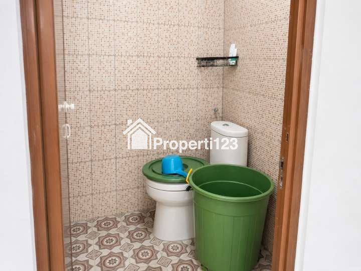 Rumah Mewah 2 Lt di Pondok Aren - Tangerang Selatan - 17