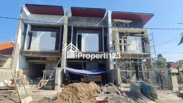 Rumah Baru Modern Lokasi Manyar SUkolilo Surabaya - 3