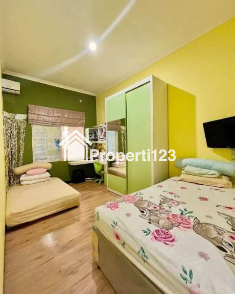 Rumah Cantik Furnished Siap Huni Di Ploso Timur Surabaya - 2