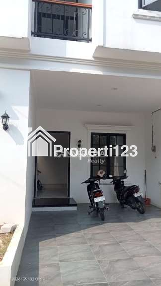 Rumah Baru 2 lantai siap huni di Tanah Baru Depok - 5