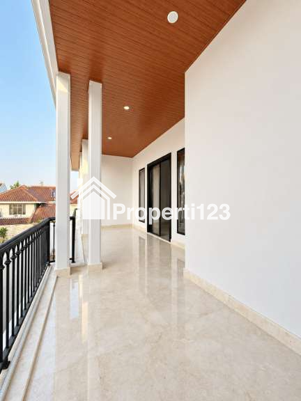 Dijual Rumah Mewah Bonus Private Pool di Jatipadang Jakarta Selatan - 9